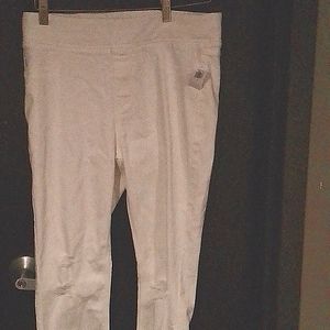 NWT women's old navy white skinny jeans